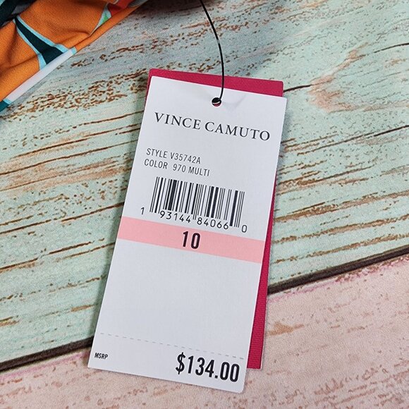Vince Camuto Size 10 Long Sleeve Tropical Print One Piece Swimsuit New - Picture 2 of 11